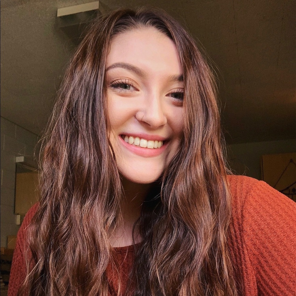 Meet your Posher, Emma